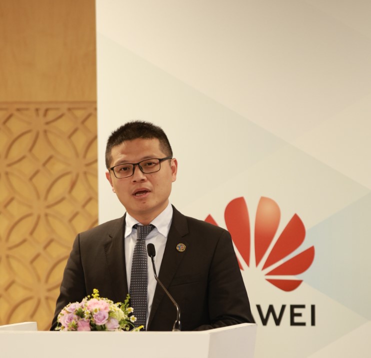 Yury Yin, Vice President of Data Communication Product Line, Huawei, giving a speech